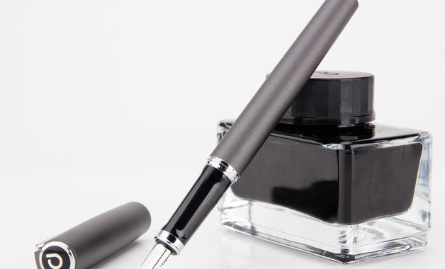 公司客戶經(jīng)理年度工作總結(jié)（優(yōu)選3篇）